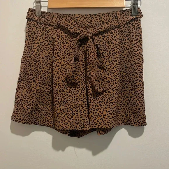 Miami Silky Leopard Shorts - Picture 1 of 2